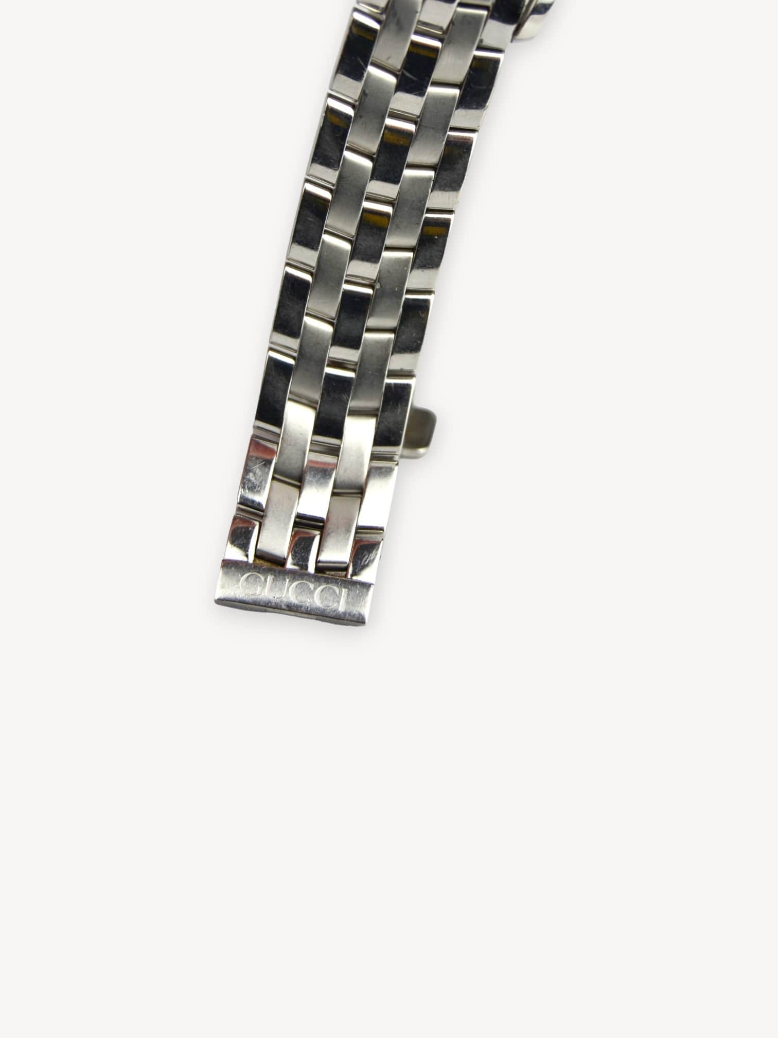 Gucci 5500M Watch Silver – Archives de Luxe