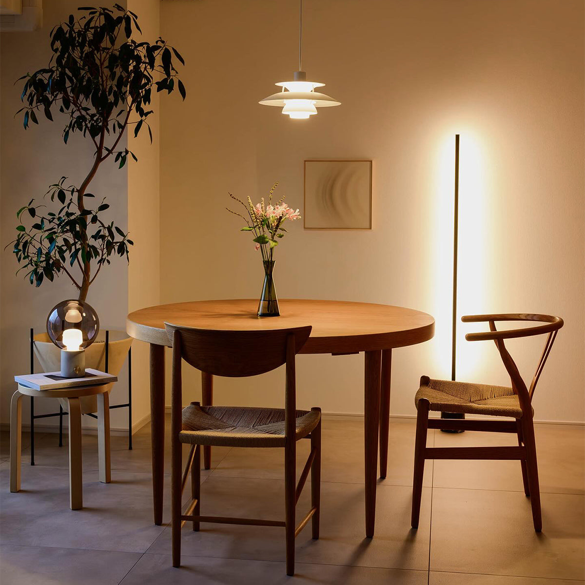 Vision LED-floor lamp(L)｜ARTWORKSTUDIO公式