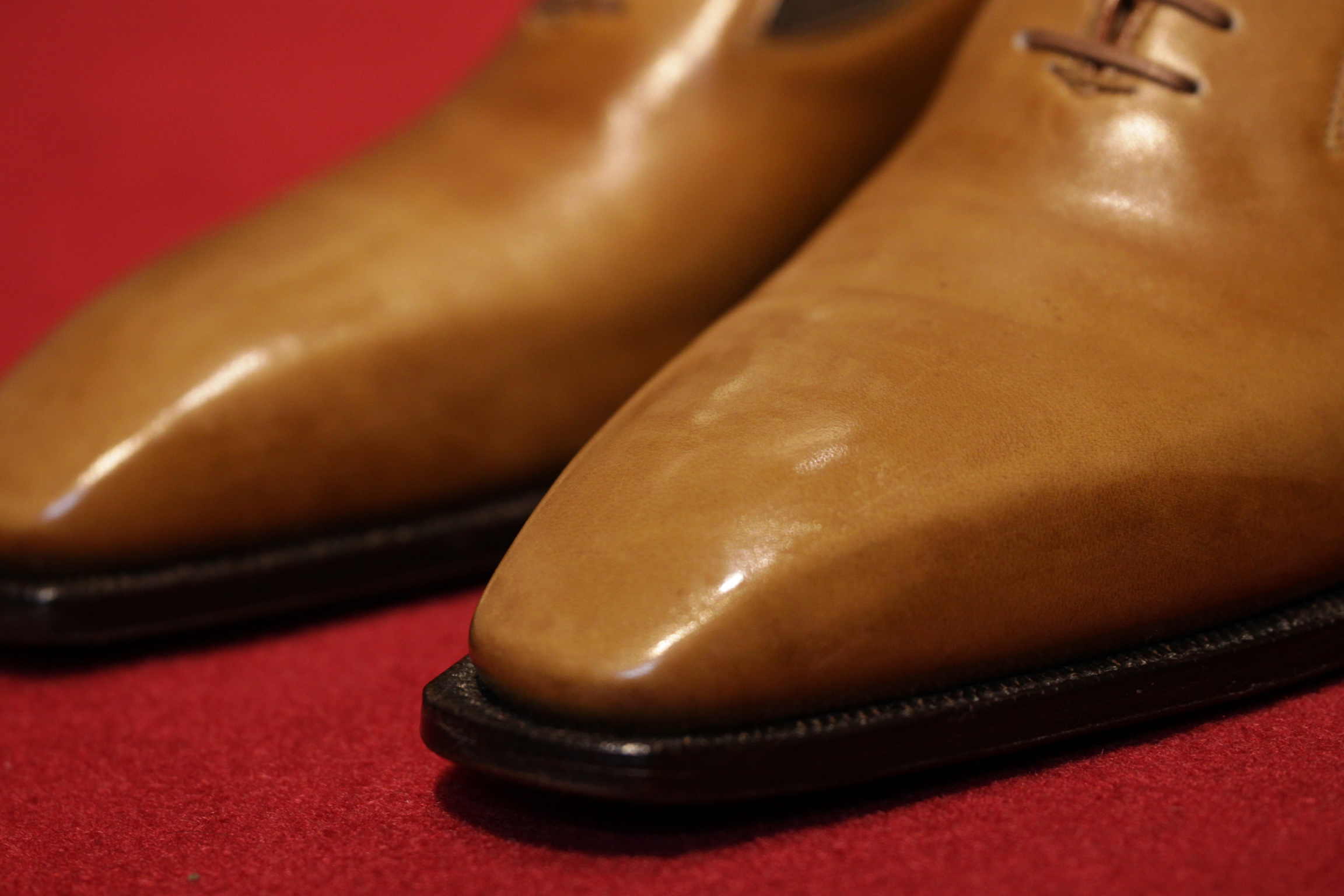 コルテ CORTHAY】 サイドゴア付きホールカット 6{sold out thanks