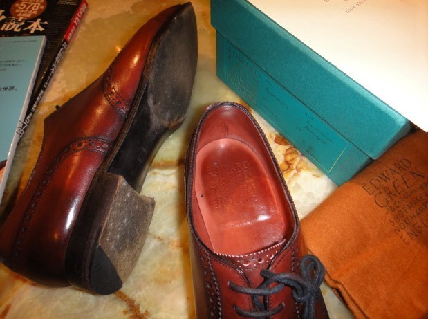 エドワードグリーン EDWARD GREEN】内羽根 メダリオン装飾フルブローグ