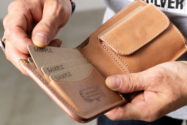 アートブラウン 革小物ベルトの店