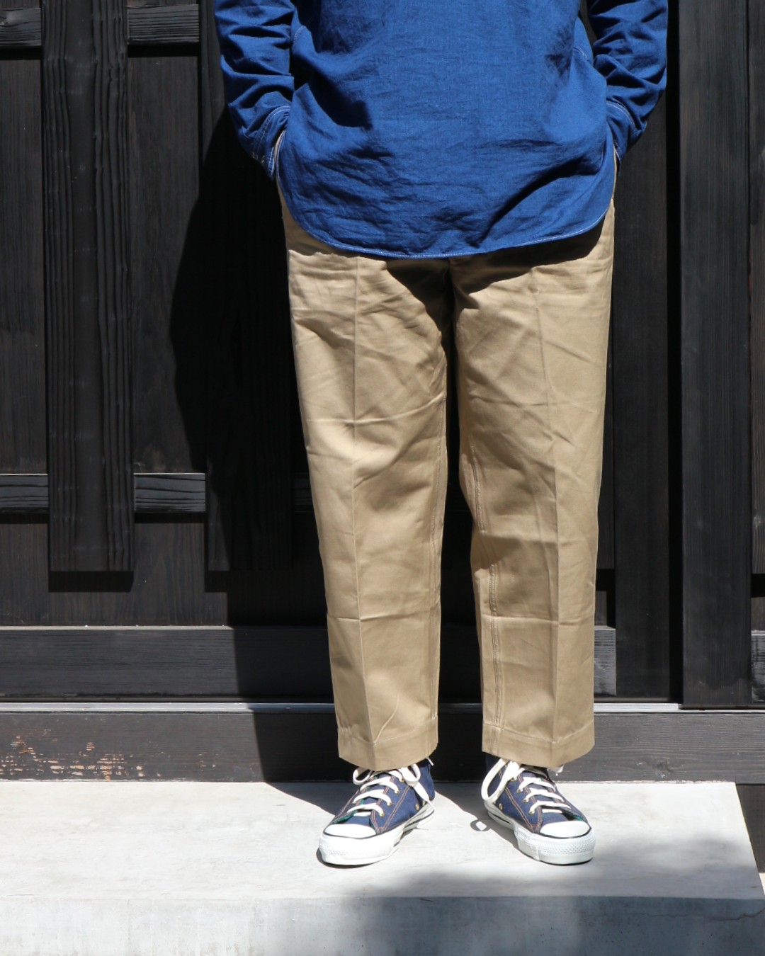 チノパンの最高峰。フランス軍チノM52がデッドストックにて大量入荷