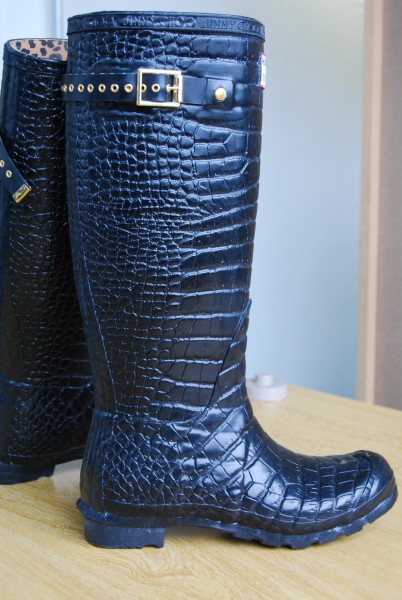 白く汚れたレインブーツが元の色に! ジミーチュウ×ハンター - 高品質