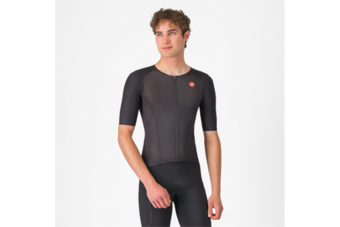 カステリ | トライアスロンのことならアスリートカンパニー