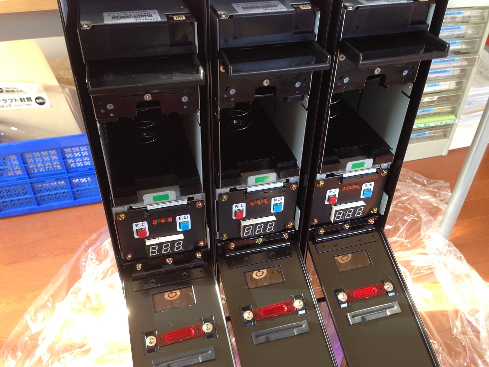 EMS-6 中古両替機 グローリー