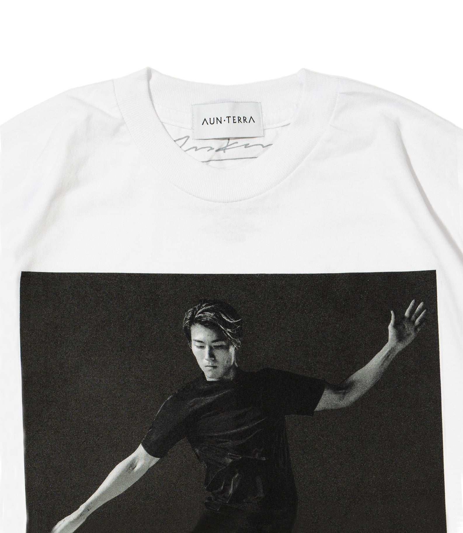 AUN•TERRA X HIRO KIMURA X KEITO NAKAMURA T-shirt.WHITE – AUN TERRA