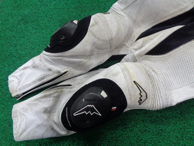 Lサイズ☆KUSHITANI クシタニ セパレートタイプ レーシングレーザー