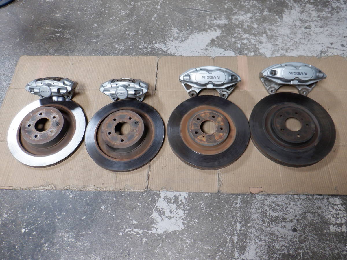CKV36 スカイラインクーペ 曙キャリパー＆ローター1台分 中古② Y51