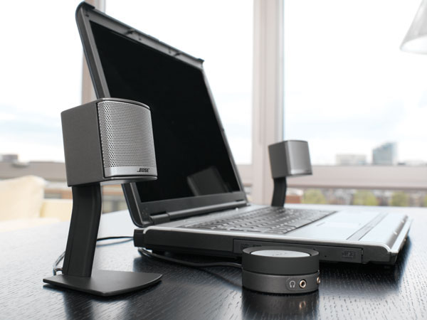 ボーズ、PC用2.1chスピーカー「Companion 3 Series II」