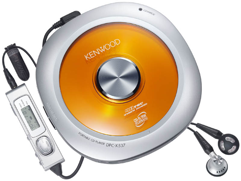 ケンウッド、ディスク交換中も音楽再生を続けるポータブルCDプレーヤー