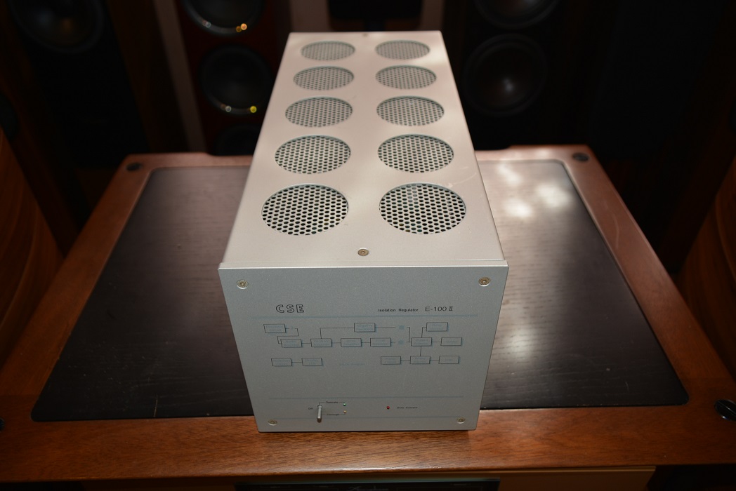 中古品 クリーン電源 アイソレーションレギュレーター CSE E-100II
