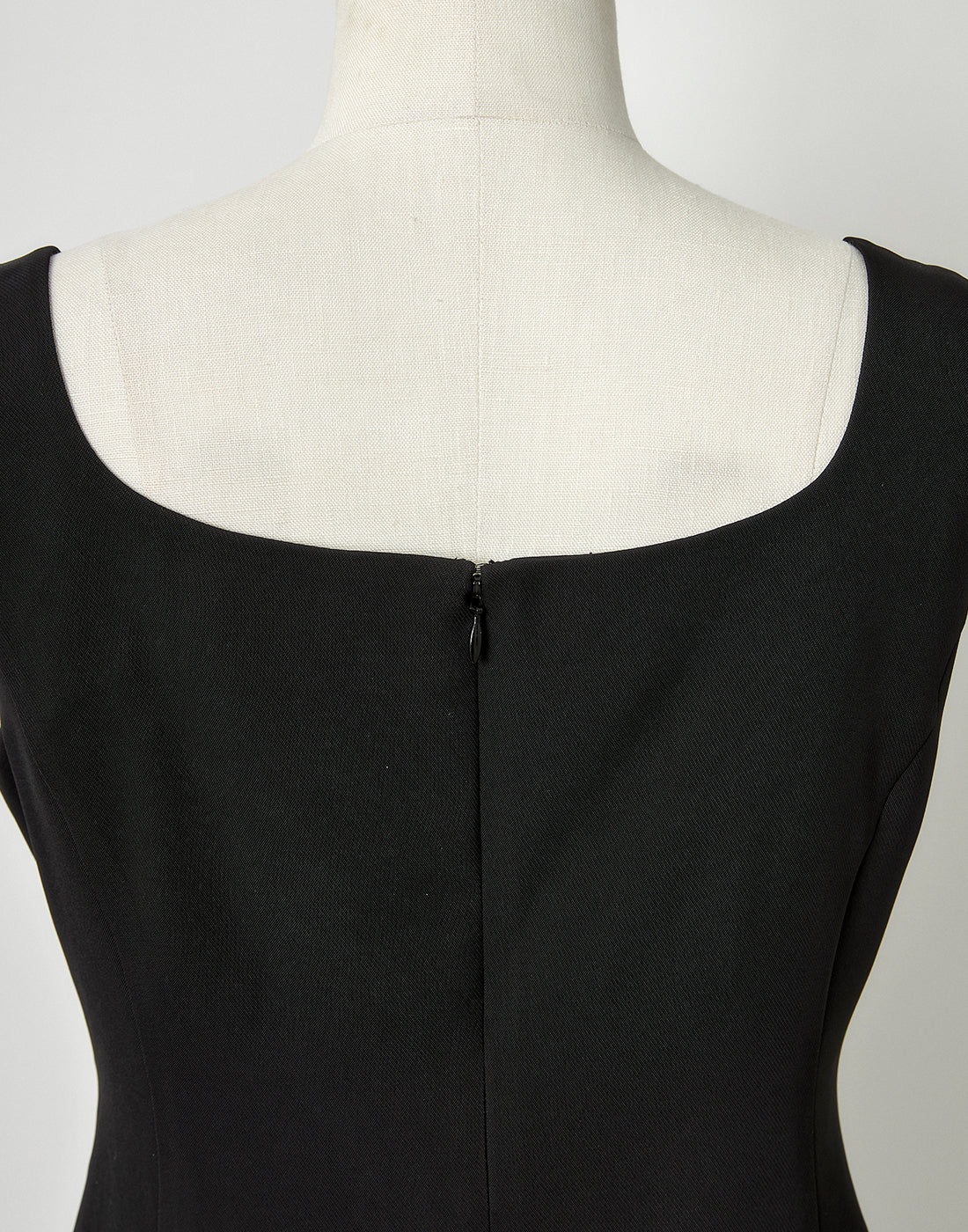 Buckle belt garter dress – AVENCHUMU （アバンチュウム）