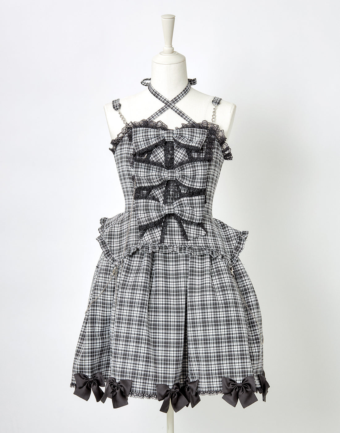 Front ribbon chain one piece – AVENCHUMU （アバンチュウム）