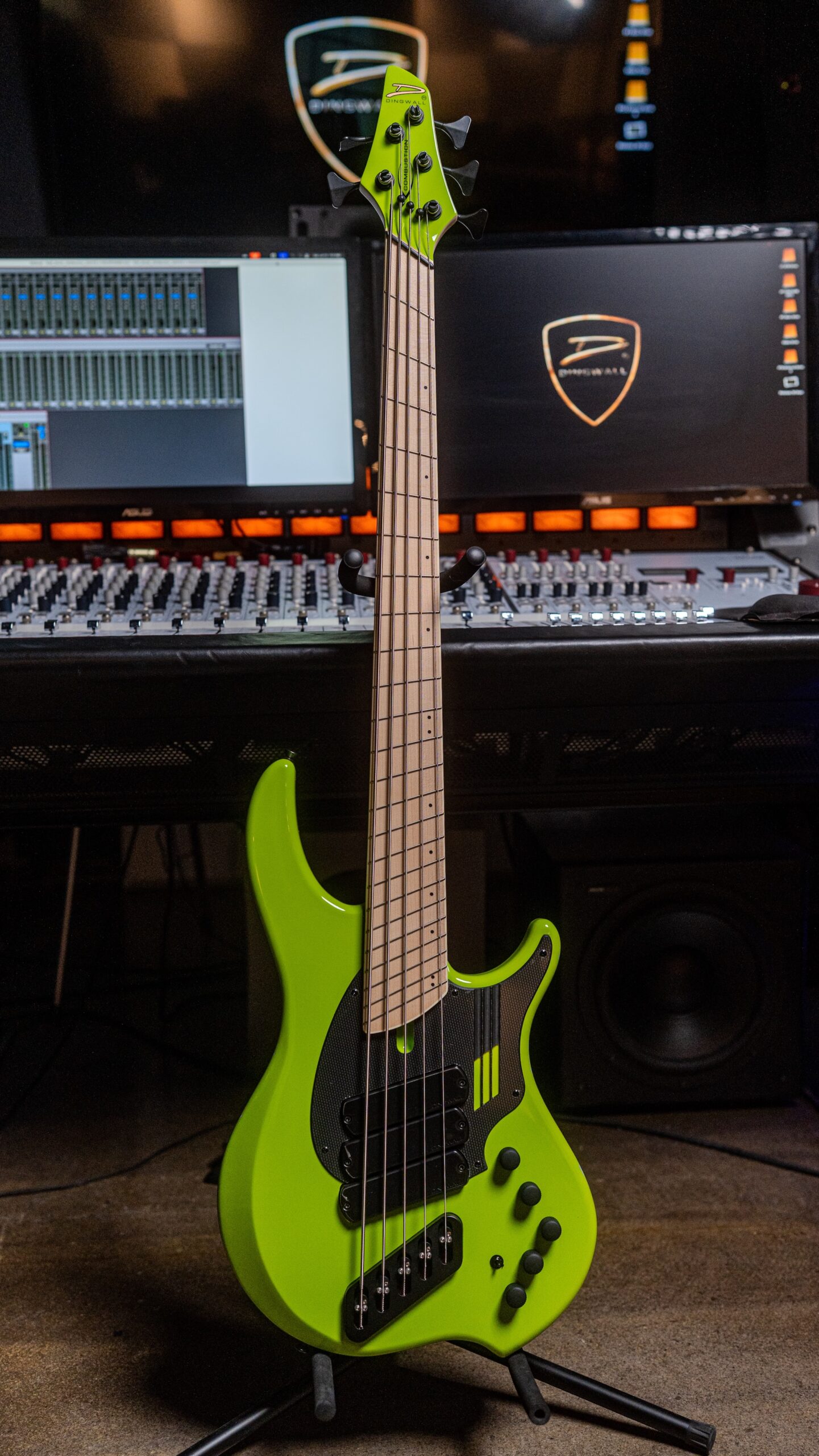 Dingwall NG3 Nolly 5-String - Ferrari Green | Axe Palace