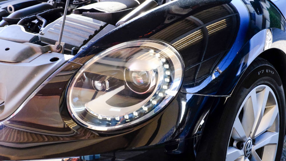 ザ・ビートル：ヘッドライトバルブ交換「promina HID Exchange Bulb