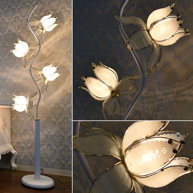 リッコページになります＊ オパリンローズの小さなアトリエランプ2個