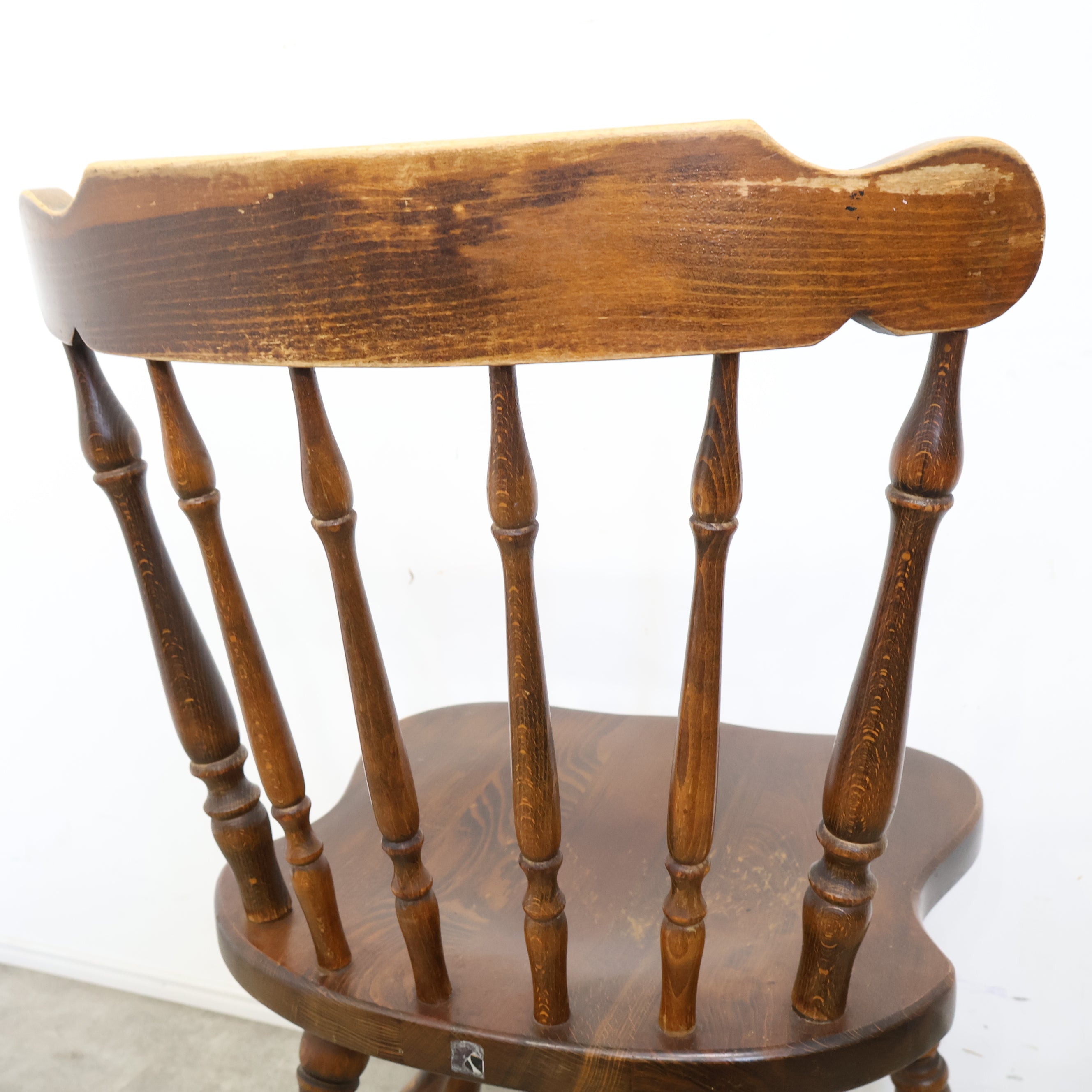 飛騨産業 キツツキマークのダイニングチェア No.3 – バナルオンライン