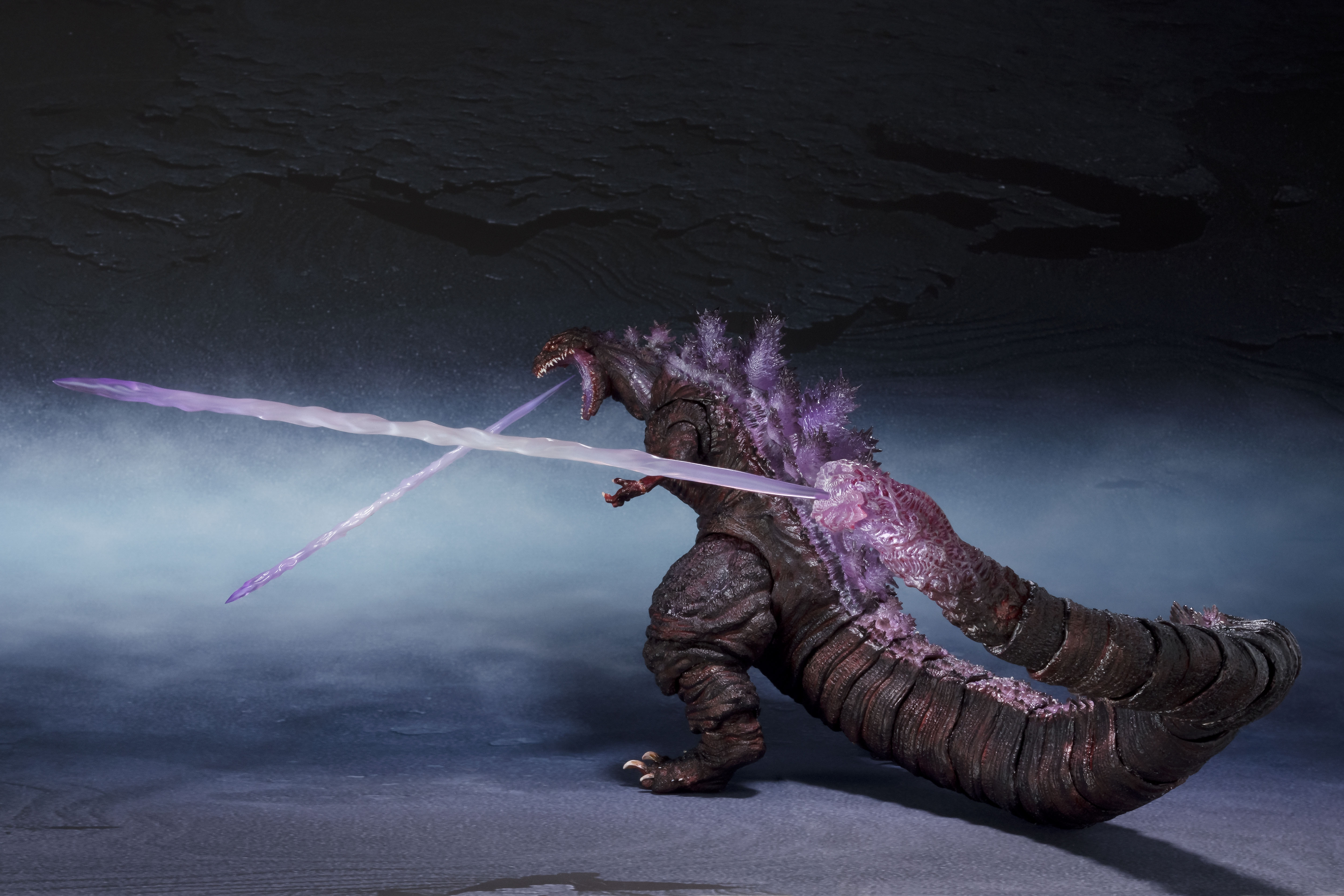 2016年大ヒットした映画『シン・ゴジラ』より 覚醒した“ゴジラ第4形態