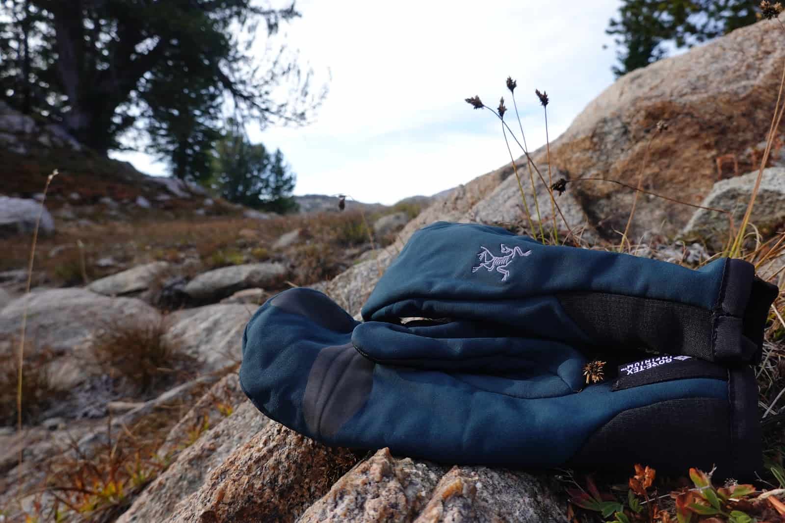 Arc'teryx Venta Mitten Review - Backpacking Light