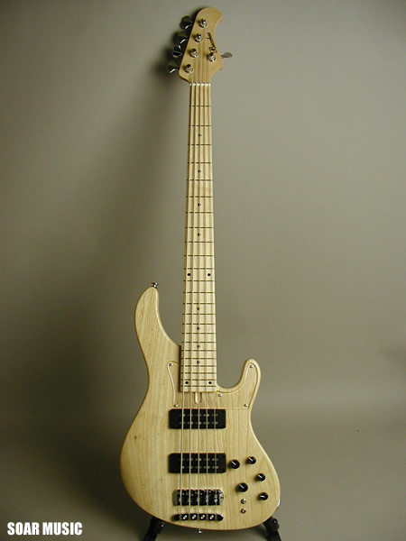 TWENTY-FOUR ASH5/HUM NA/OIL (Bacchus)