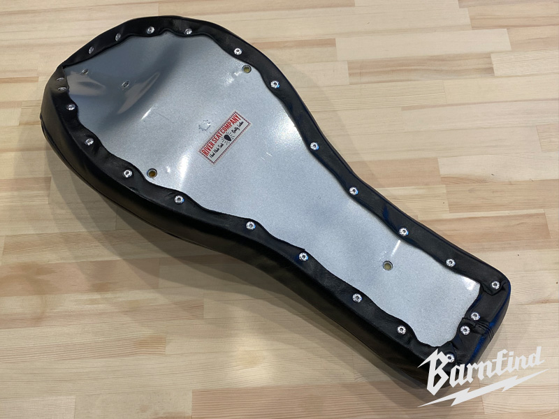 アメリカバイク輸入専門店｜Barnfindバーンファインド | リバーシート