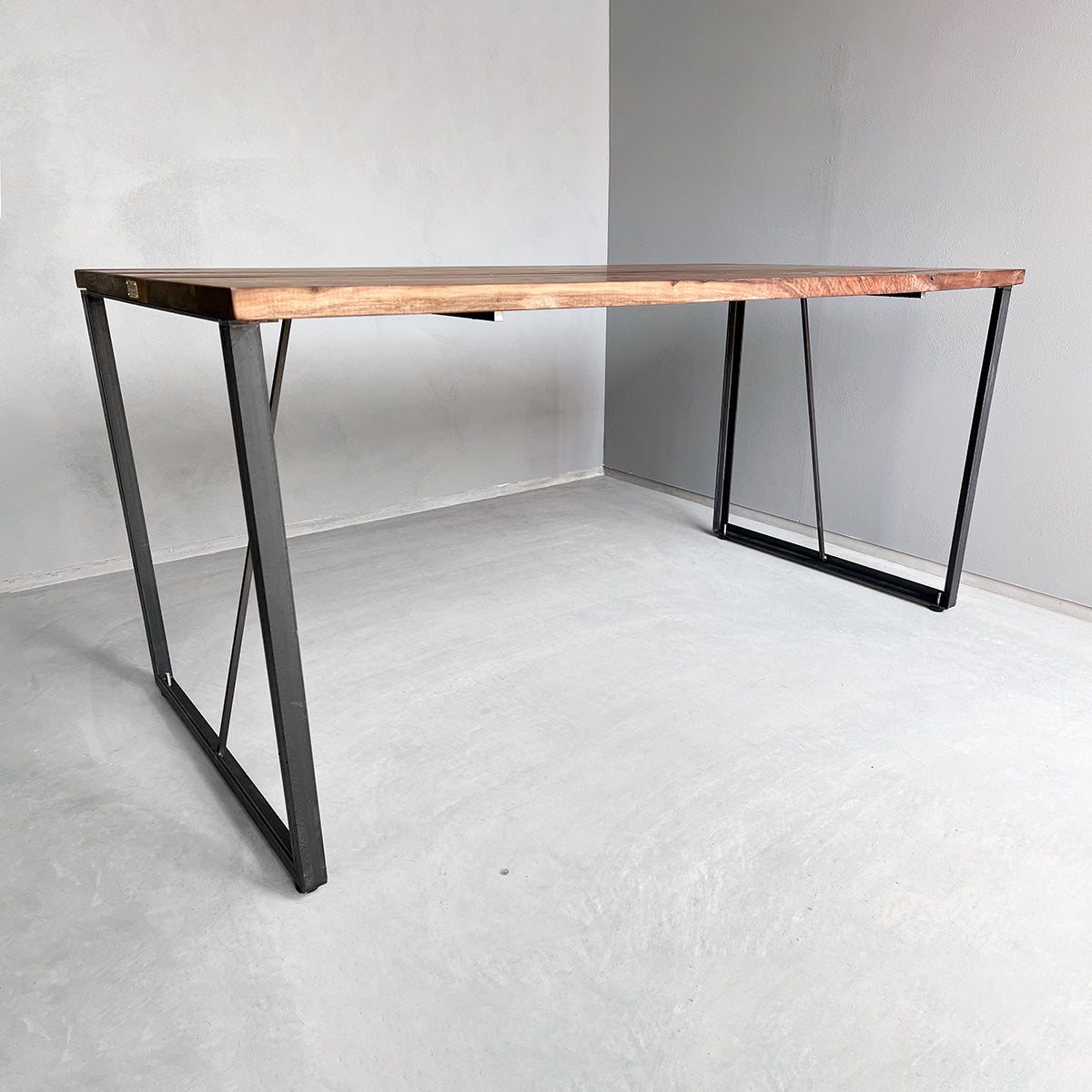 アイアンレッグ Lタイプ | オーダーメイドのアイアン家具を中心に