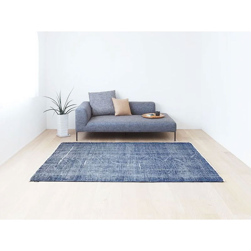 ヴィンテージ風ラグ ウール100％青い絨毯 [NR5602ヴィンテージデニム