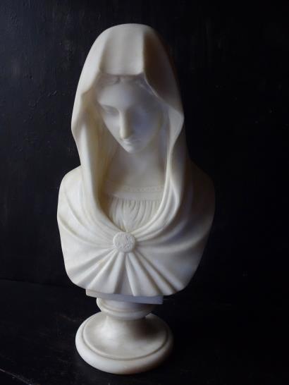 西洋骨董屋 フランスアンティーク 聖母マリア 直彫り彫刻 アラバスタ