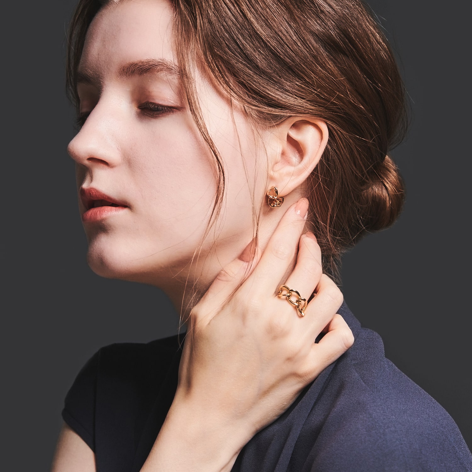 K18YGダイヤモンドピアス｜ピアス｜ベルシオラ 公式オンラインストア