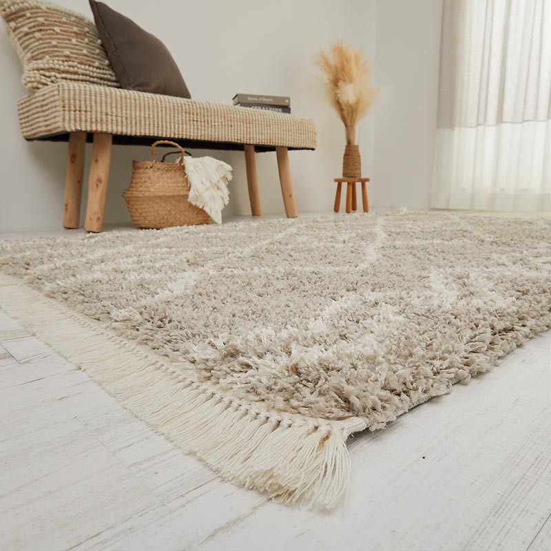 ナチュラルな風合いが空間に溶け込む、ふわふわな手触りのウィルトン