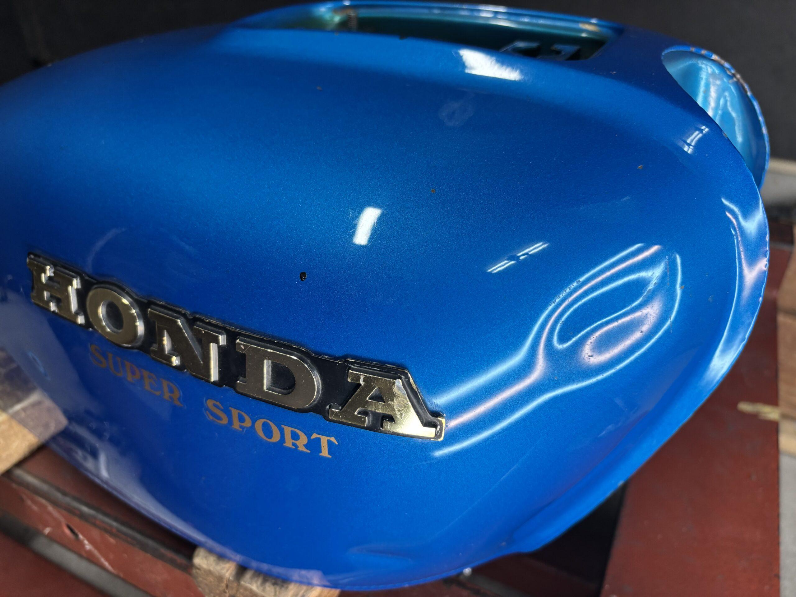 ホンダCB550 FOUR2 一番目立つ凹みをご紹介。愛知県 | バイクタンク