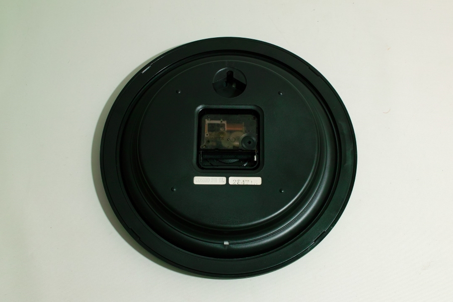 No.5900「掛時計：ポストモダン」SOLD | ボルトナットマーケット