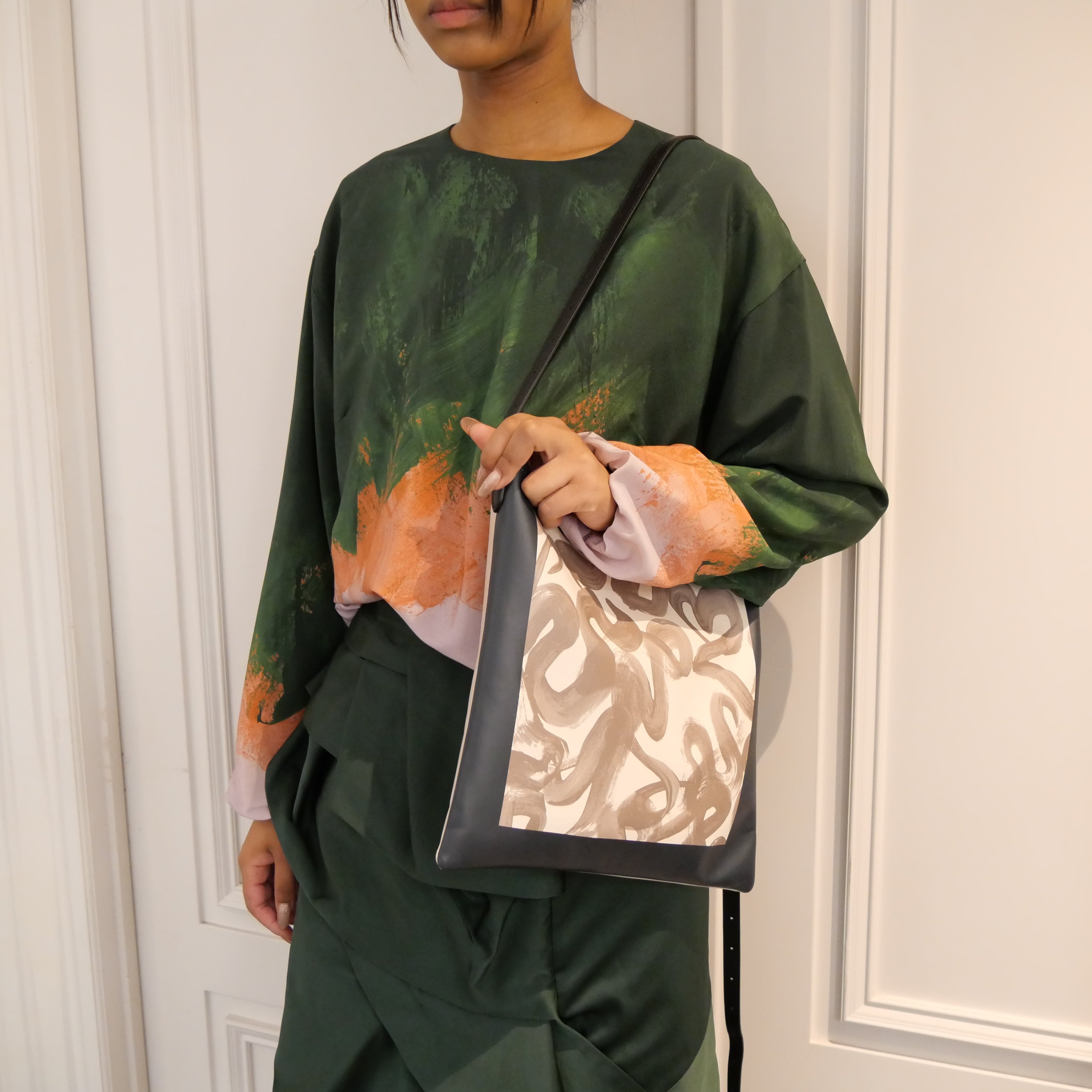 正規品・送料無料】Dries Van Noten / SEQUINS CRISP BAG (BROWN×GREEN