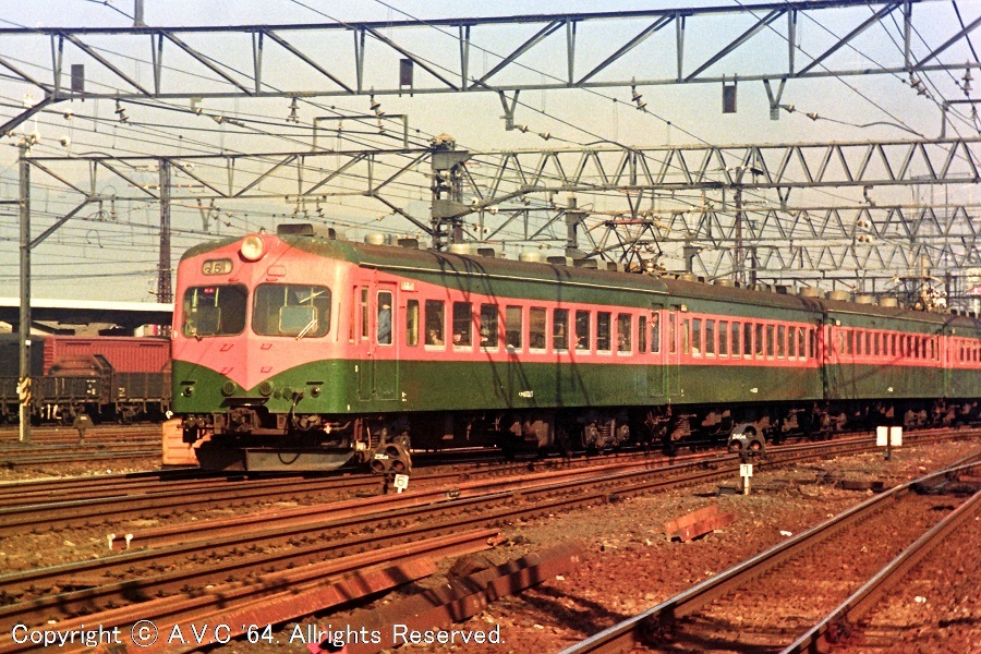 80系（クハ86）～湘南型電車 - A.V.C 64（Series181）