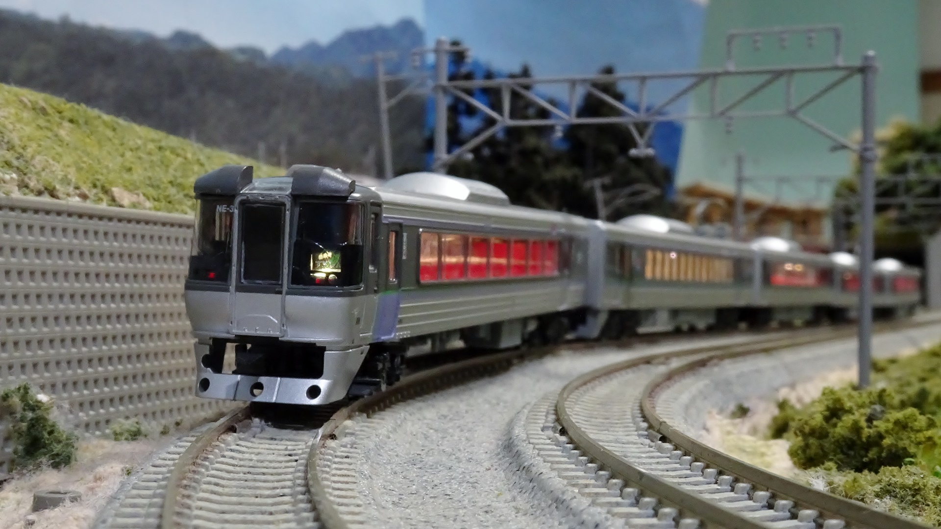 113F JR北海道 785系 特急「すずらん」～JR北海道初の新型特急形電車