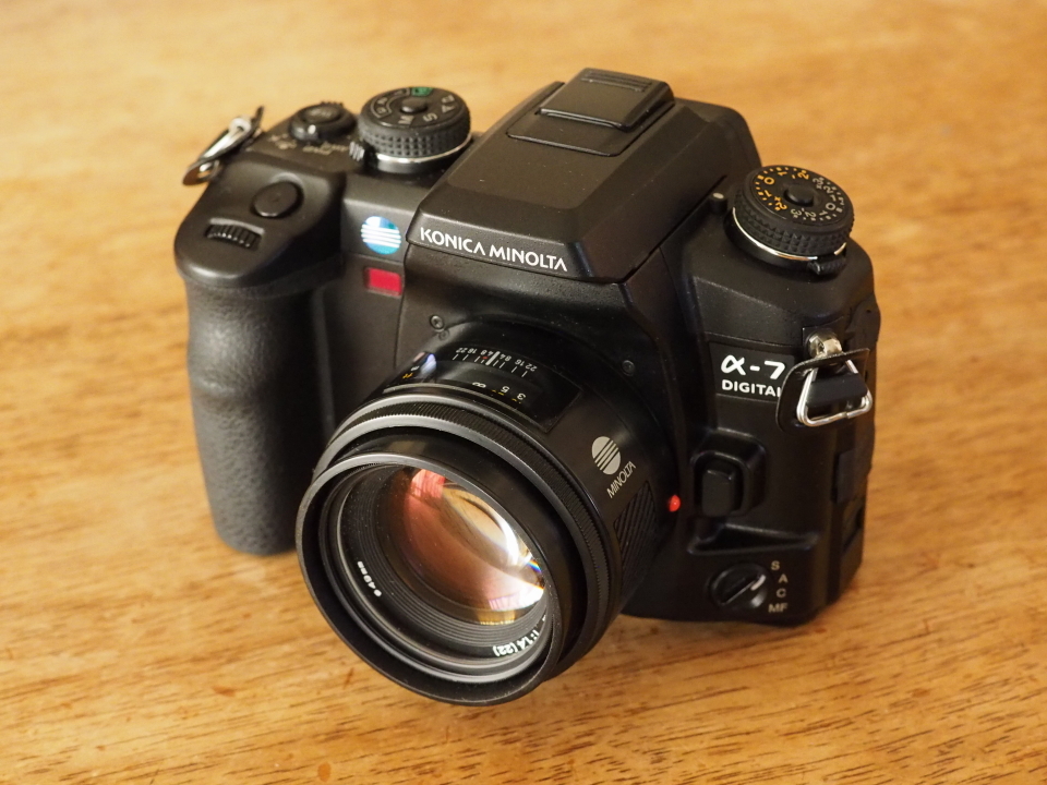 KONICA MINOLTA α-7 DIGITAL (7D) ＆ α Sweet DIGITAL (5D) Konica