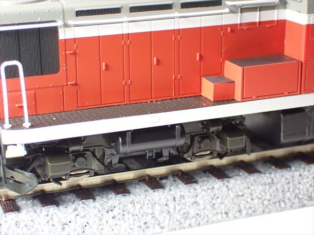 トラムウェイ 国鉄DD13 重連寒地型にパーツを取付けた！ | 機関車を見