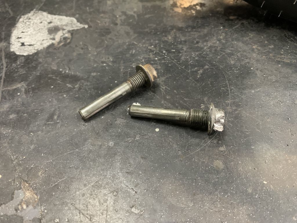 ◇XJR400（4HM）ﾌﾛﾝﾄﾌｫｰｸ分解◇ - モトフェニ店主の日記