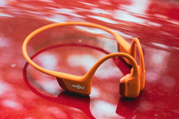 Shokz、骨伝導と空気伝導のデュアルユニットを搭載したフラッグシップ