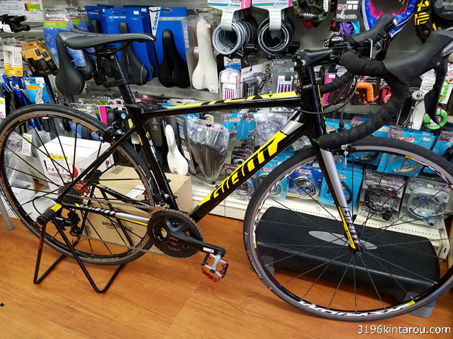 GIANT(ジャイアント) TCR SLR2 2017年モデルを試乗車にご用意致しまし