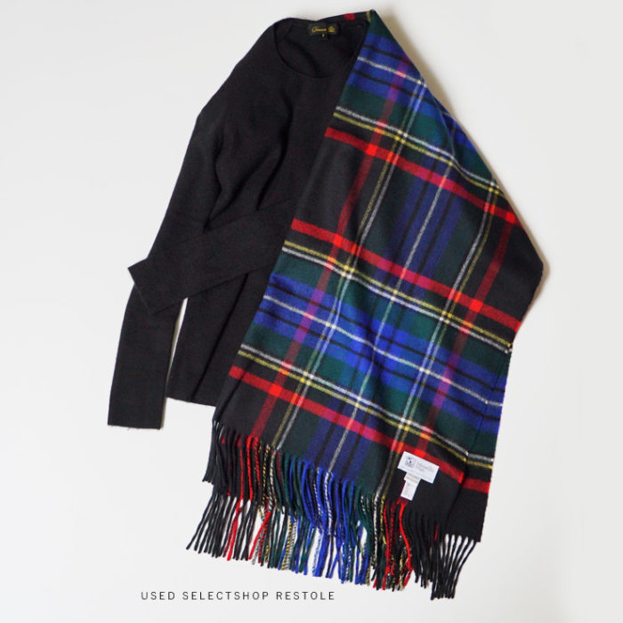 ブラック系スチュワート4枚の比較｜ジョンストンズカシミヤ大判