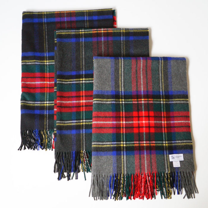 ブラック系スチュワート4枚の比較｜ジョンストンズカシミヤ大判