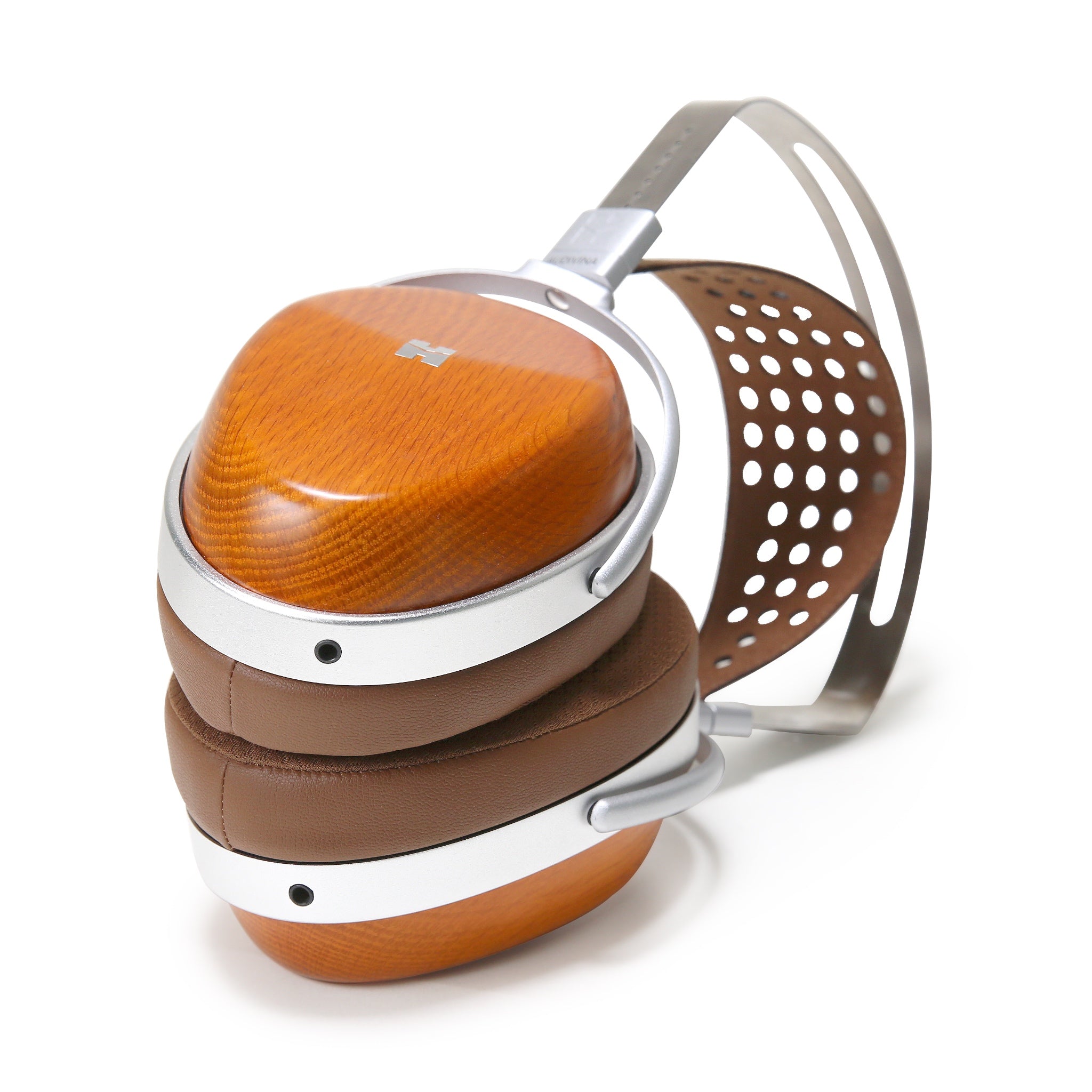 HIFIMAN AUDIVINA Closed-Back Planar Magnetic Headphones | Bloom Audio