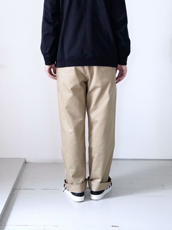 CIOTA」(シオタ)スビンウエポン 41カーキチノパンツ