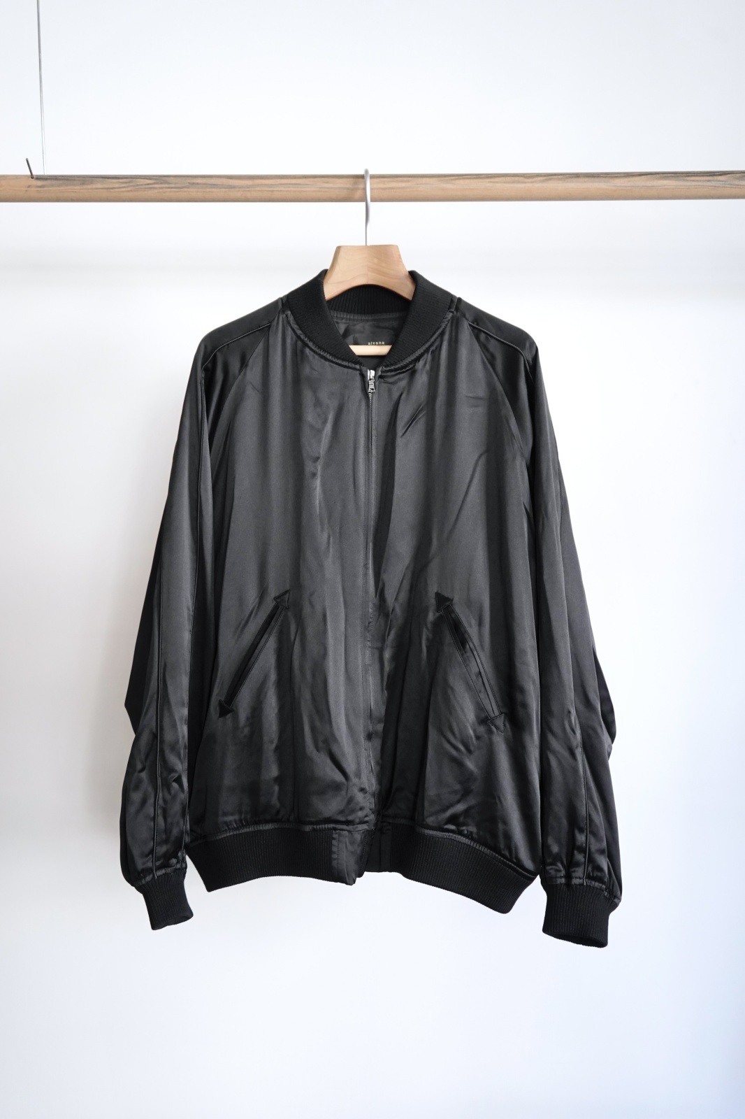 alvana」(アルヴァナ)Silk 60s Jumper