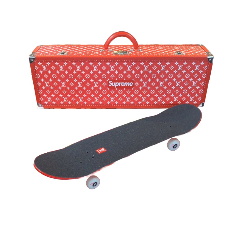 ルイヴィトン×シュプリーム モノグラム ボワット スケートボード