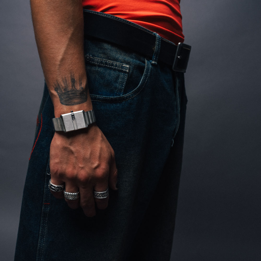 1750b（PULSE） | COLLECTION | BREDA（ブレダ）創造的で自由な