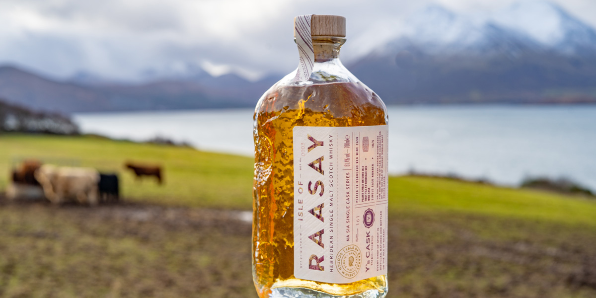 新たな定番商品と日本限定シングルカスクの計2種を2022年5月17日(火