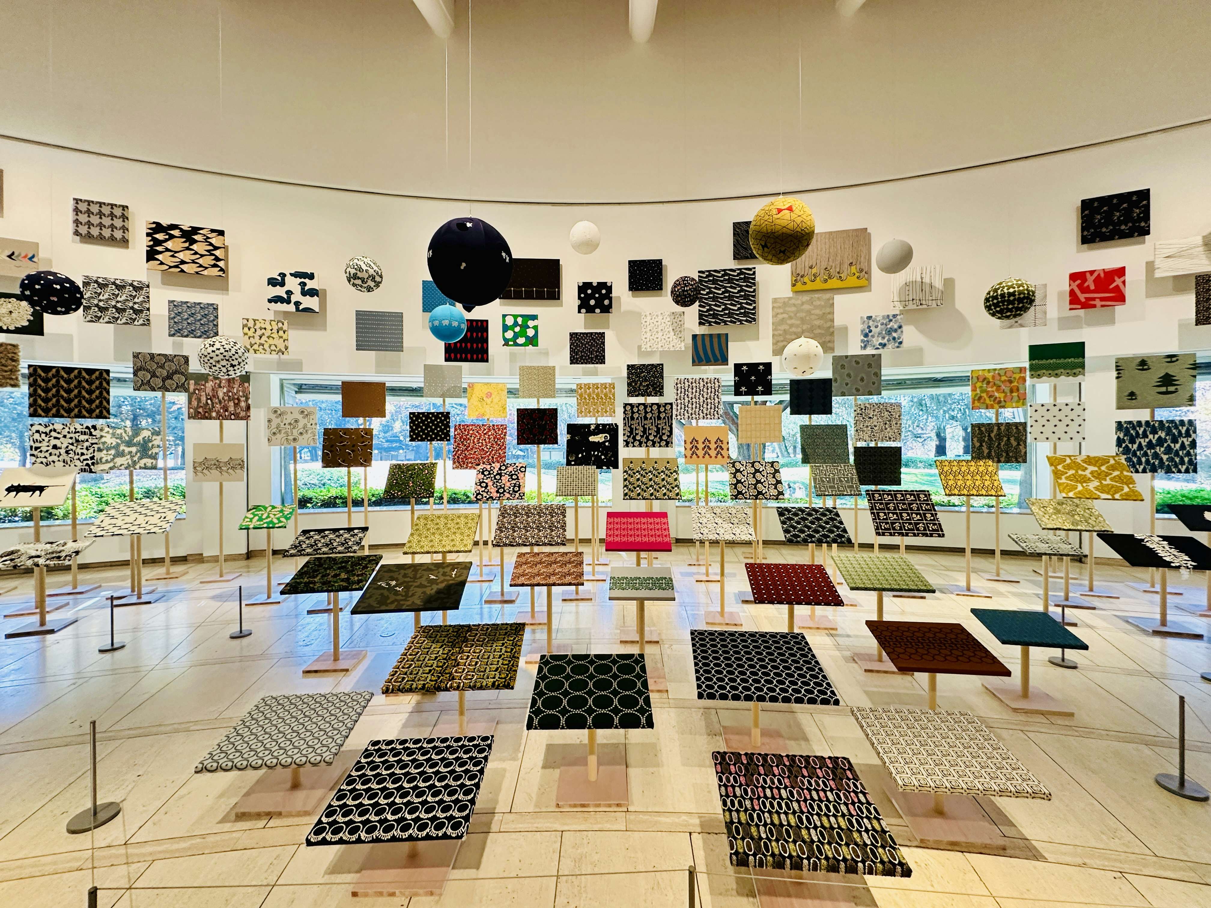 つぐ minä perhonen」（世田谷美術館）開幕レポート。ミナ ペルホネン