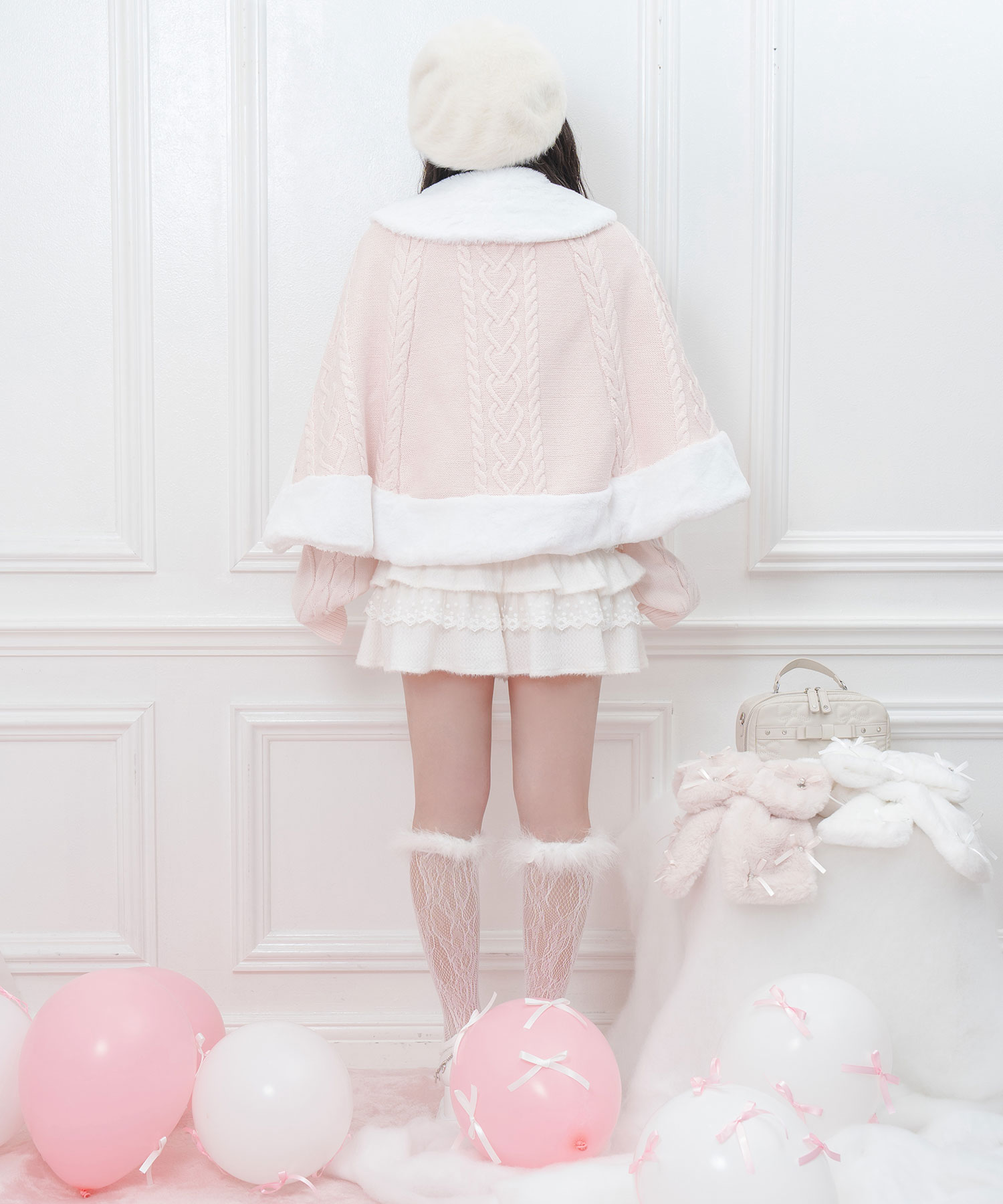 ハートケーブルレースアップポンチョ – BUNNY APARTMENT